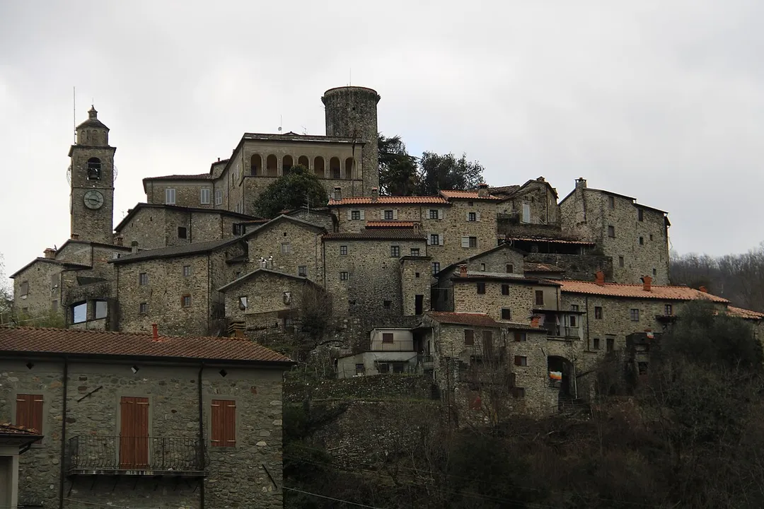 Bagnone, castello
