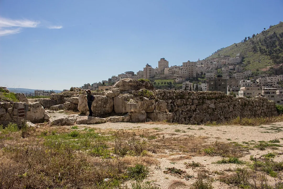 The city wall and gate of Tell Balata