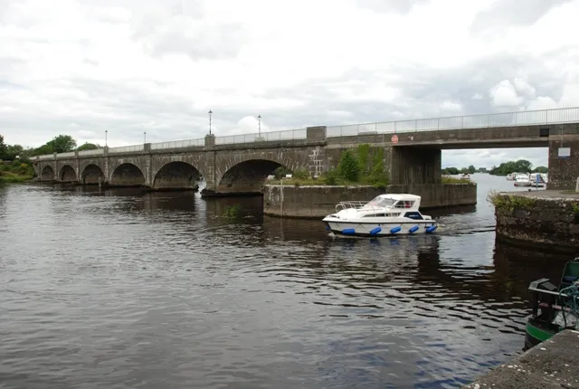 Picture of Banagher Bridge from Waller's Quay.