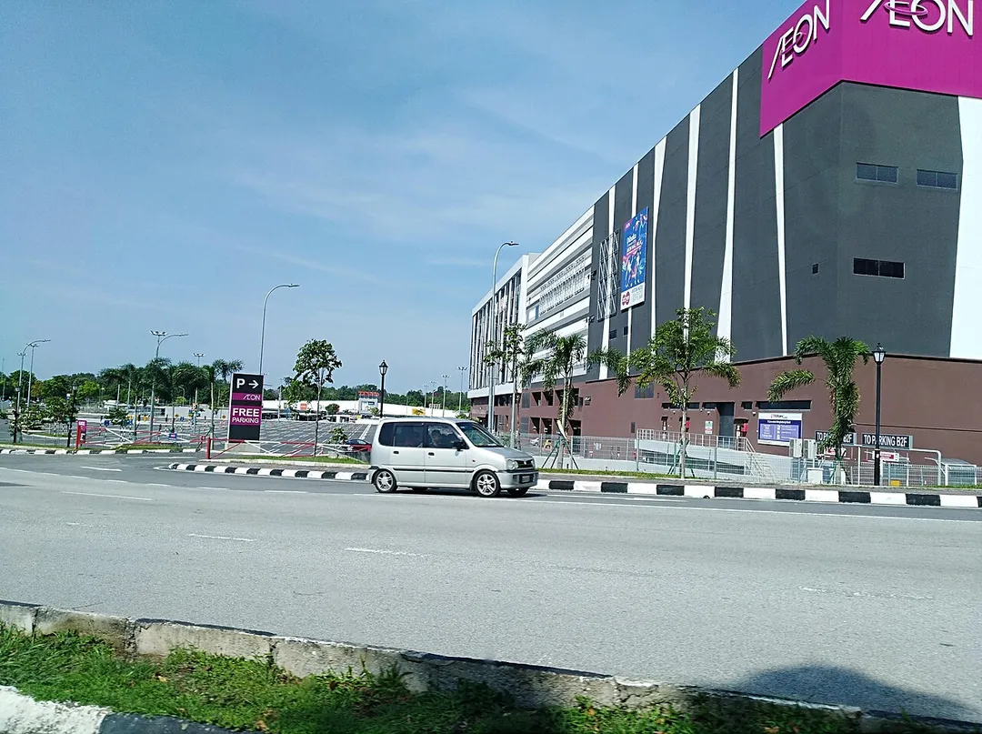 Taken on Qing Ming.
AEON Nilai was opened at around February 2019.