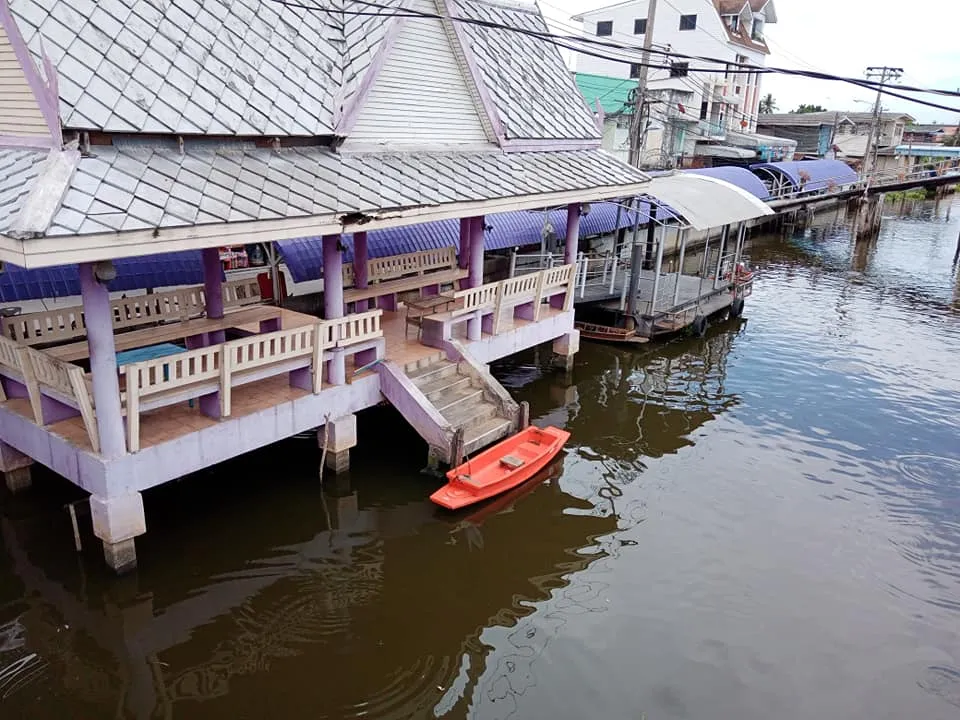 Pier by Khlong Bangkok Noi, Bang Len, Bang Yai District, Nonthaburi Province.