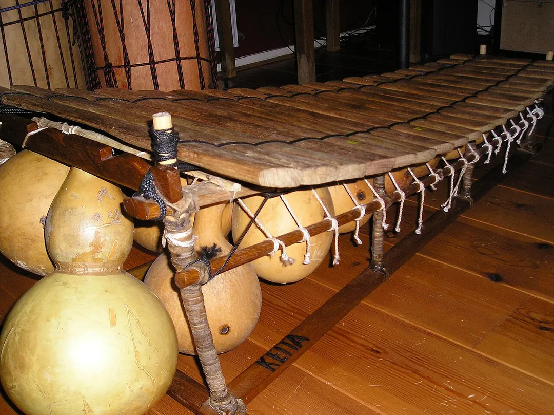 Een balafoon is een slaginstrument, afkomstig uit West-Afrika. Het instrument lijkt op een xylofoon. Zelfgemaakte foto.