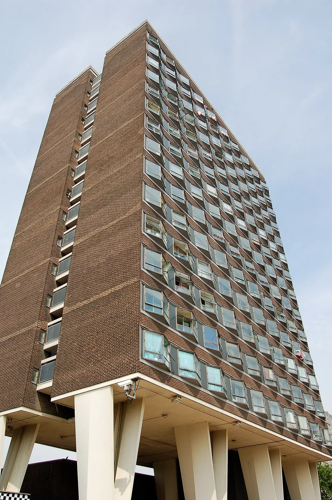 Image of the flats in Basildon town centre, Brooke House.