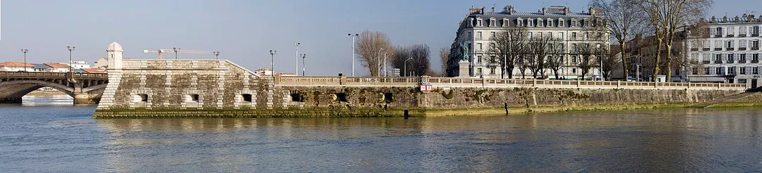 Panoramic view of the "Reduce", system of fortifications, destroyed in the early twentieth century.