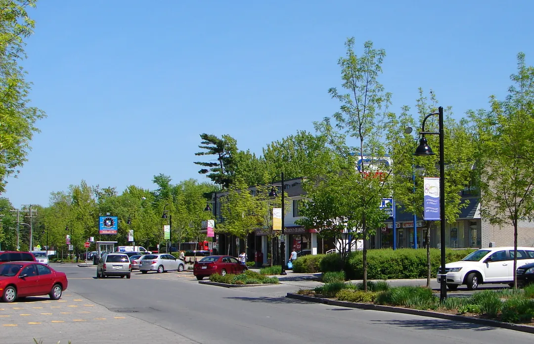 Village Beaurepaire, Beaconsfield, Quebec, Canada