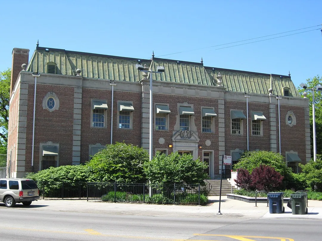 6100 W Fullerton Ave, Chicago, IL 60639