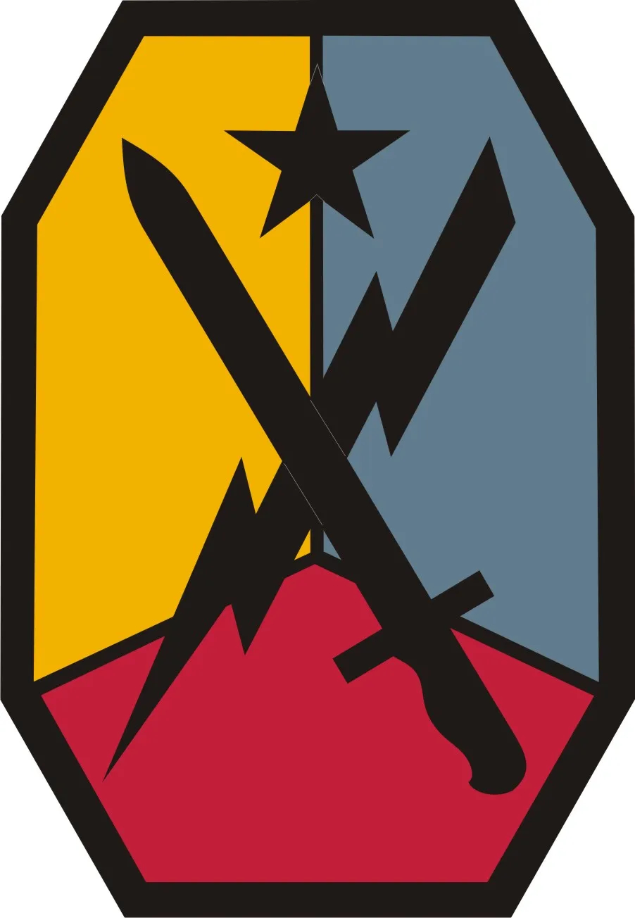 Shoulder patch of the Maneuver Center of Excellence
