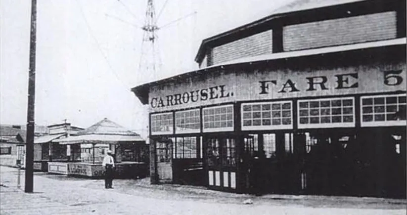 Postcard c. 1905 of the carousel building at Bergen Beach amusement park, which was open from 1896 to 1918