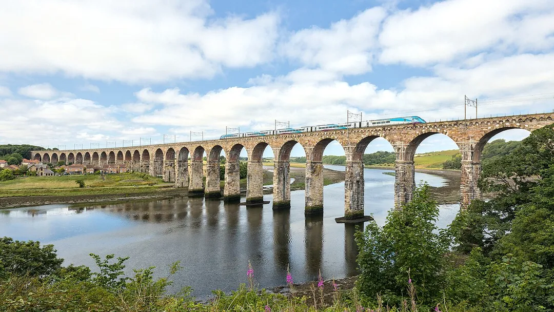 Berwick-upon-Tweed (Northumberland, England, UK) - Royal Border railway Bridge, with a TransPennine Express British Rail Class 802