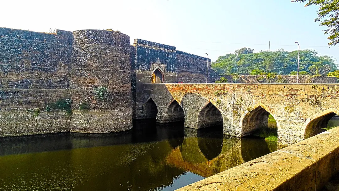 A view of the Bharatpur Fort from outside, Bharatpur, Rajasthan