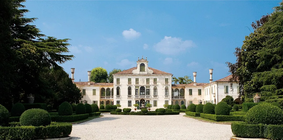 Villa Tiepolo Passi, Veneto Villa XVII century located in Carbonera (Treviso)