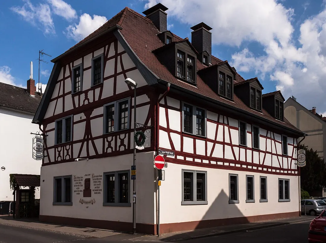 The so called "Dilthey-House" in Wiesbaden-Biebrich. It is namend after the philosopher Wilhelm Dilthey.