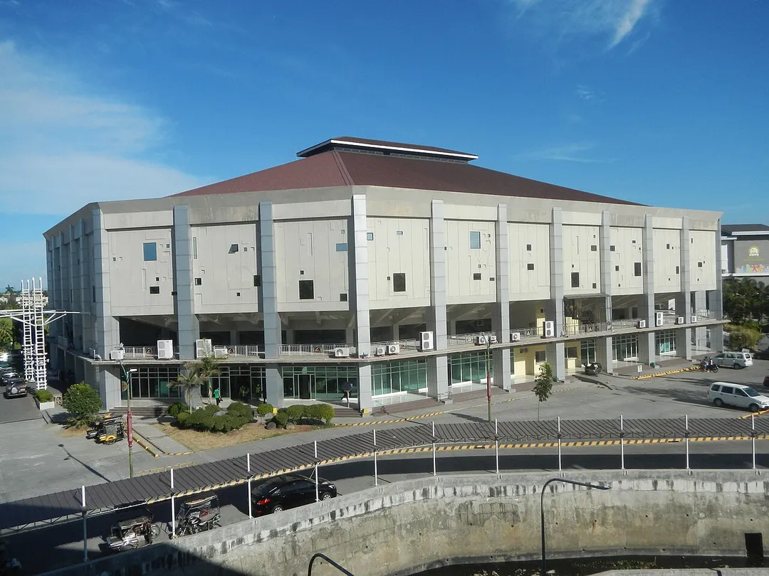Polytechnic University of the Philippines Biñan Biñan City Hall Complex Alonte Sports Arena Biñan Football Stadium Zapote, Biñan City in Barangay Zapote 14°18'57"N 121°4'48"E Platero 14°19'23"N 121°5'41"E San Antonio 14°19'58"N 121°5'23"E Santo Niño  14°19'22"N 121°5'0"E Soro-Soro 14°19'35"N 121°3'39"E Biñan City of Biñan, Laguna; Legislative district of Biñan (Note: Judge Florentino Floro, the owner, to repeat, Donor Florentino Floro of all these photos hereby donate gratuitously, freely and unconditionally all these photos to and for Wikimedia Commons, exclusively, for public use of the public domain, and again without any condition whatsoever).