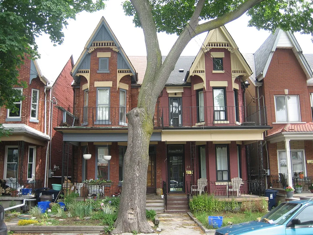 Example of a en:Bay-and-gable house in Little Italy