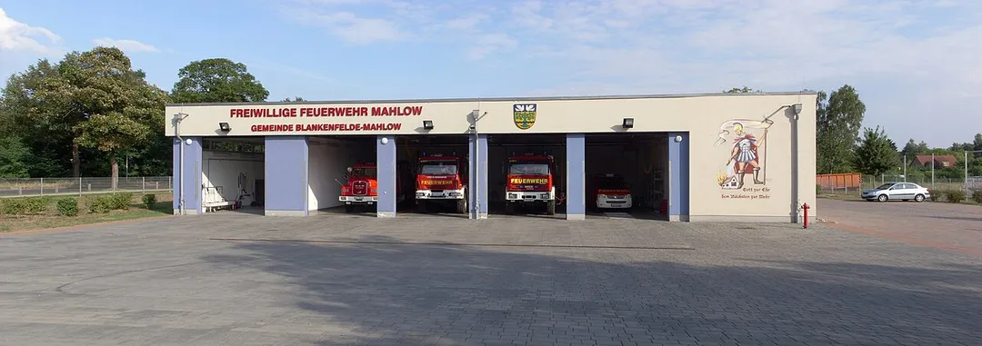 Fire station of the volunteer fire department of Mahlow, Blankenfelde-Mahlow, Brandenburg, Germany