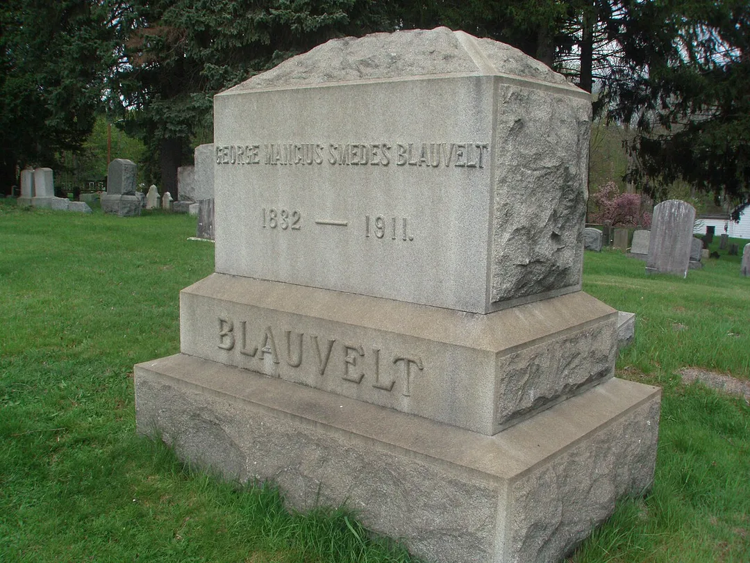 A grave of a Blauvelt family in Tappan, New York
