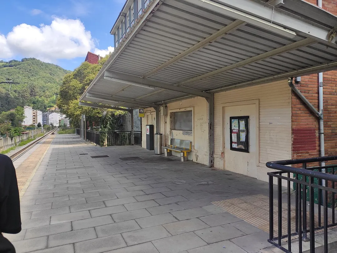 Blimea (railway station in Samartín del Rei Aurelio, Spain)