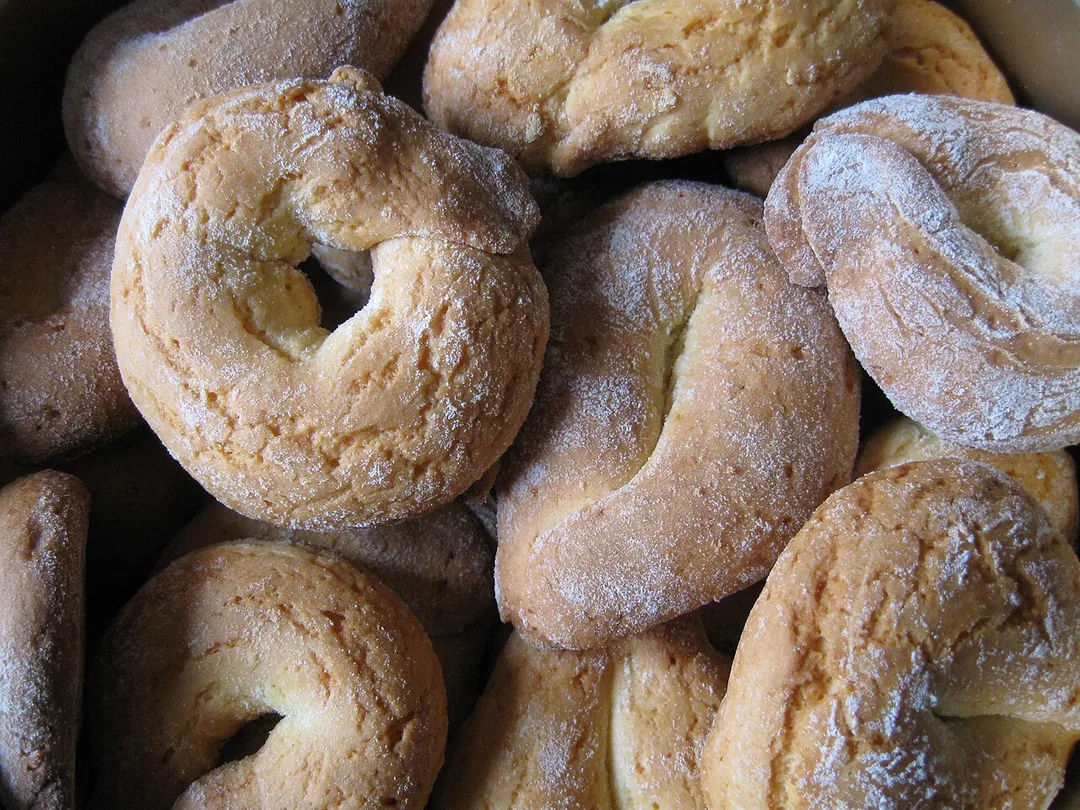 Buslanein, tipiche ciambelline piacentine