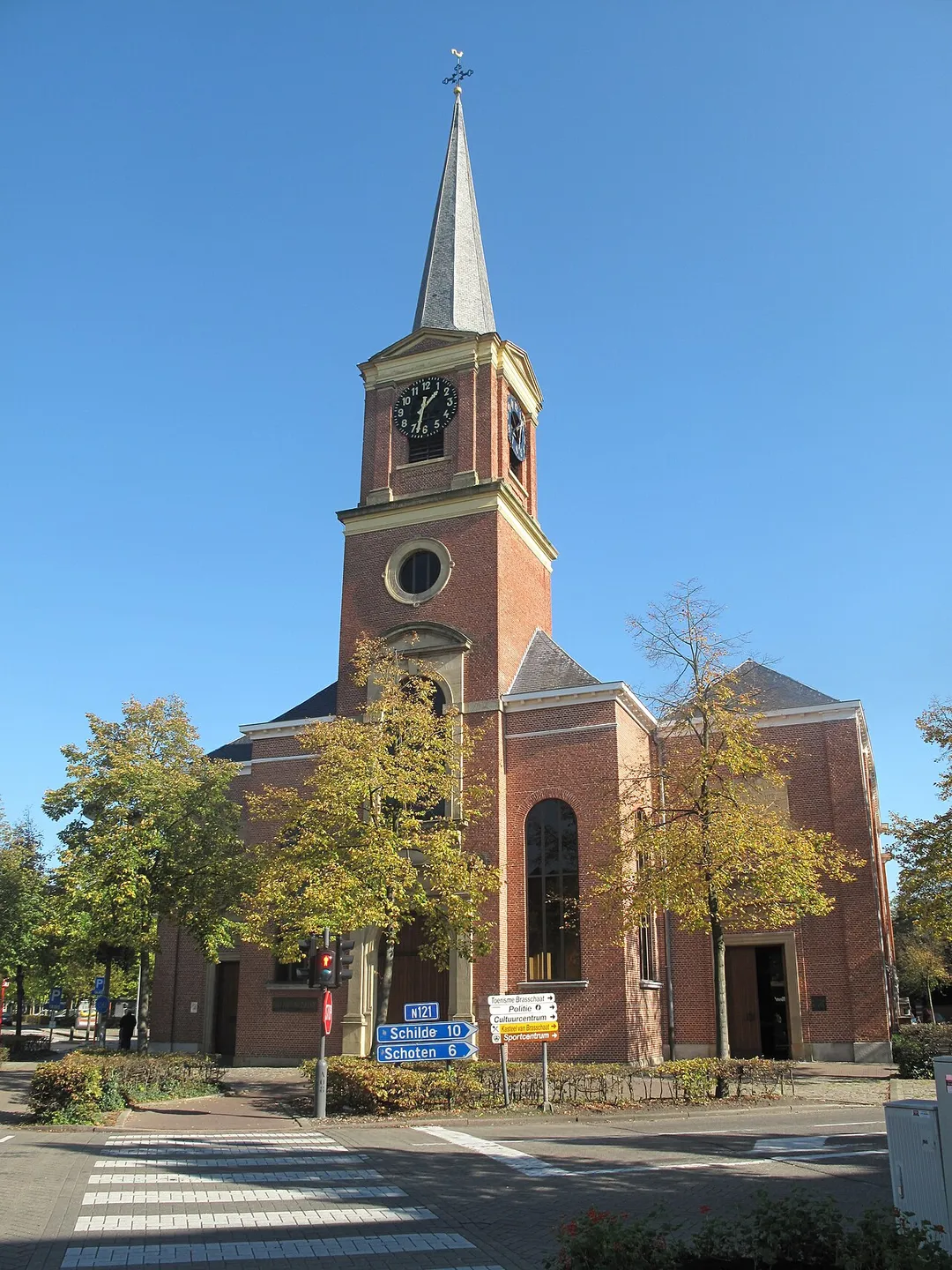 Brasschaat, church