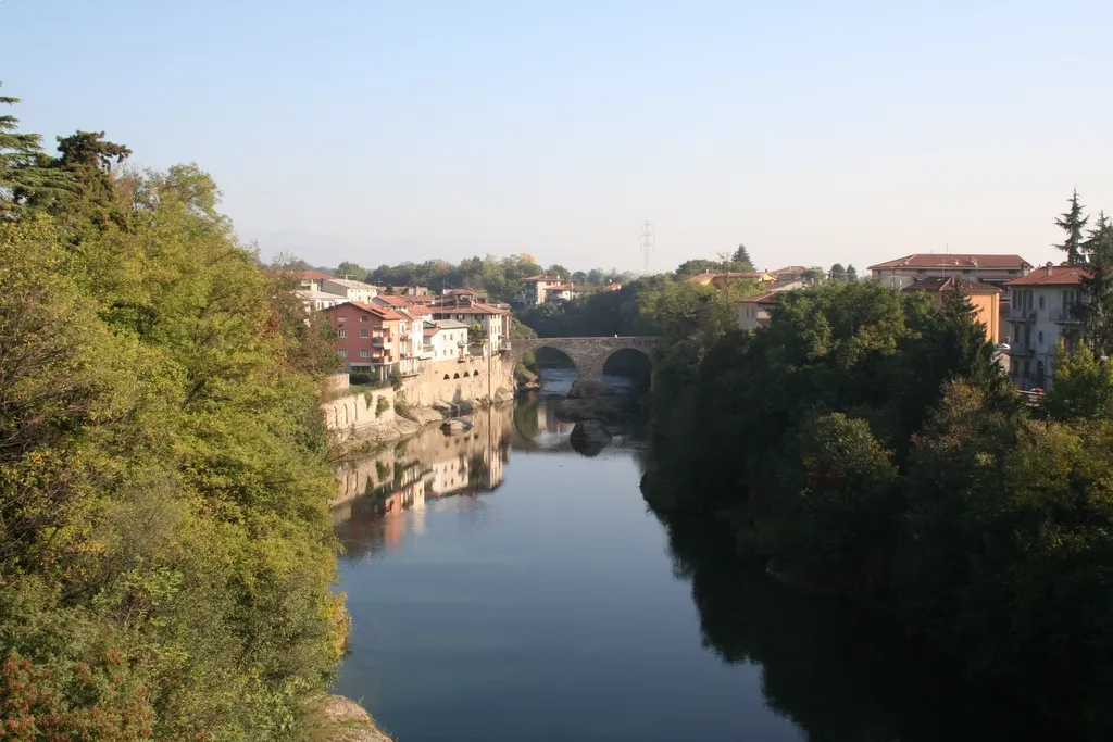 Brembate, Brembo River