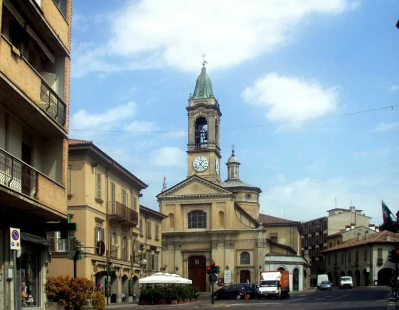 Broni, provincia di Pavia: santuario di San Contardo   (Foto Luigino C.)