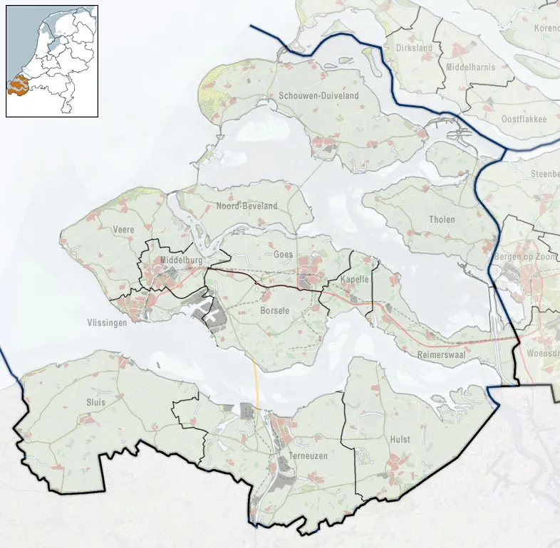 Referentiekaart van Provincie Zeeland, met indeling van gemeenten (2010) en impressie van het landschap.
Door Jan-Willem van Aalst, samengesteld uit publiek beschikbare geo-data:

Referentie-ondergrond (kustlijn, steden, wegen) gerasterd uit de OpenStreet Map OSM. (http://www.openstreetmap.org/index.html) Inhoud is beschikbaar onder de Creative Commons Attribution-ShareAlike 3.0 license.
Referentie-ondergrond op water bewerkt vanuit http://satfoto.geoserve.nl/false-nl/index.html. Gebruik is vrij met bronvermelding NLR en ESA.
Vectorgrenzen van gemeenten en regio's vrij ter beschikking gesteld met dank aan cartografen van brandweerregio's Hollands-Midden en IJsselland; gerasterd in Photoshop.
Hoogte-aanduidingen (reliëf) gerasterd uit de AHN Viewer (http://www.ahn.nl/kaart/); gebruik is vrij met bronvermelding (c) AHN, www.ahn.nl;
Overige kenmerken op de kaart: eigen tekenwerk van Jan-Willem van Aalst, op basis van gerasterde gemeentegrenzen.
