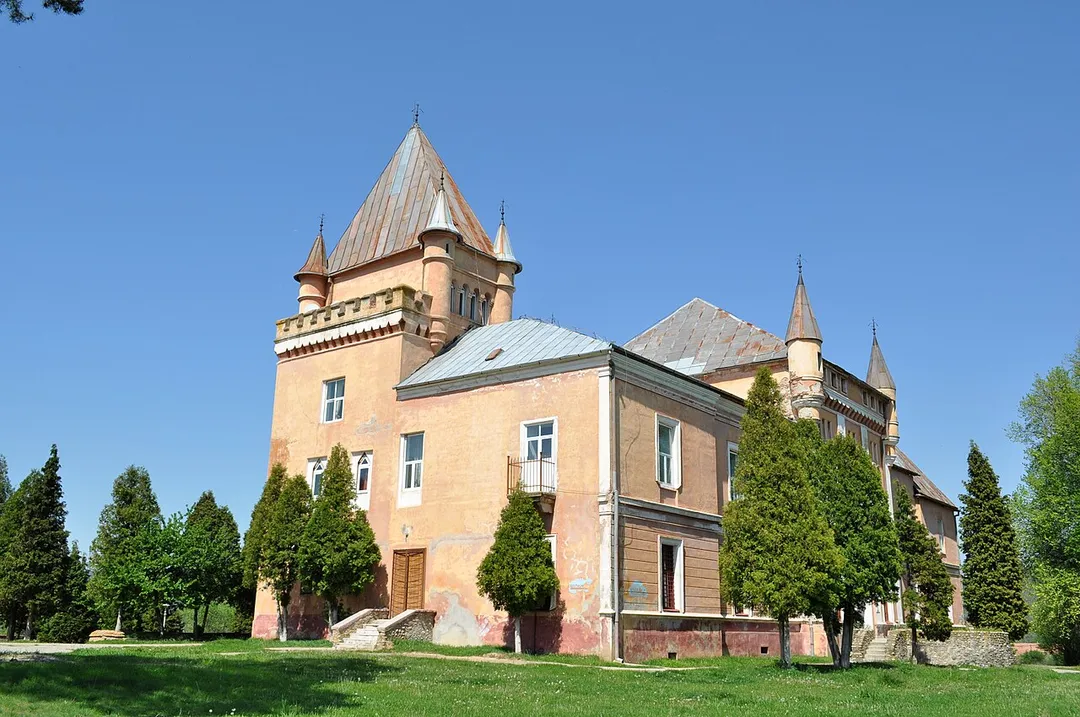 Castelul Kendeffy din Sântămăria-Orlea, județul Hunedoara