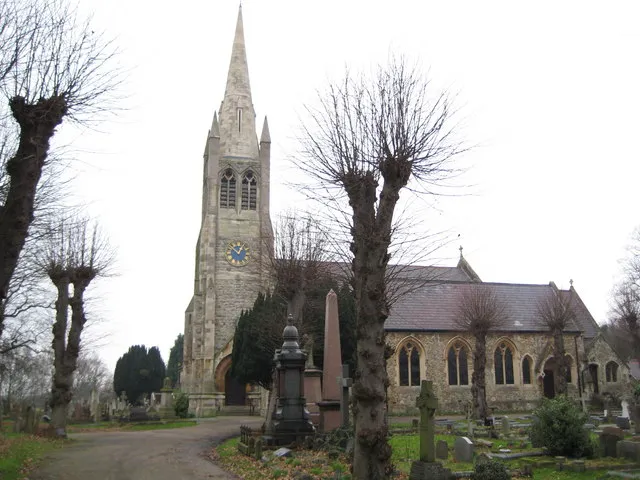 Buckhurst Hill: Church of St John the Baptist