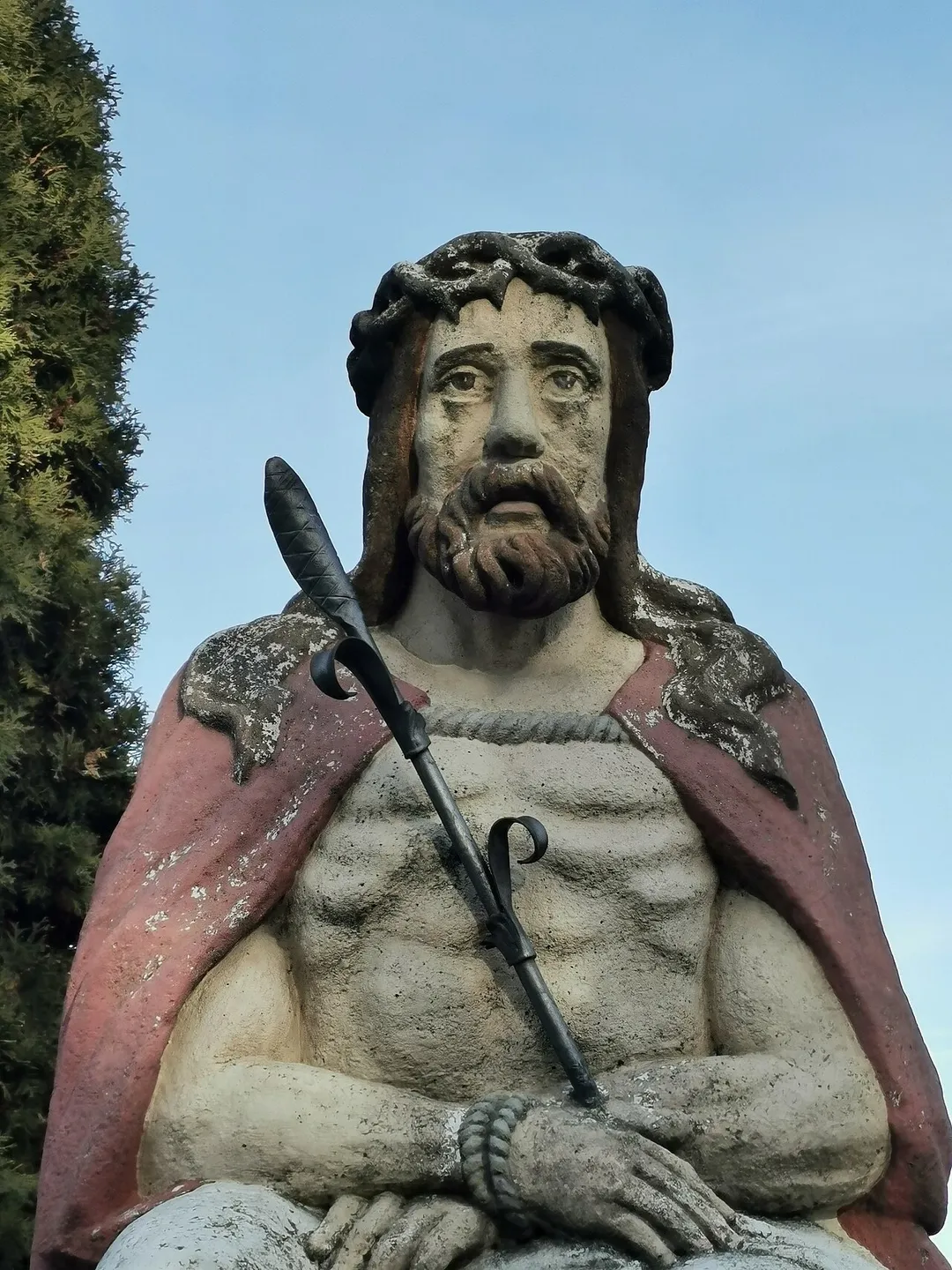 Sitting Christ.  Erected on the 28th of March, 1885 by Stefan Bechtold, Budakeszi. For the commemoration of the four sons of the family surviving the great plague. 8/a  Gábor Áron street,  Budakeszi, Hungary. Restorated by Varga Zoltán in 1990 and Konkoly György in 2010.  Source (text):  https://www.kozterkep.hu/20524/Ecce_homo_Budakeszi_2010.html#