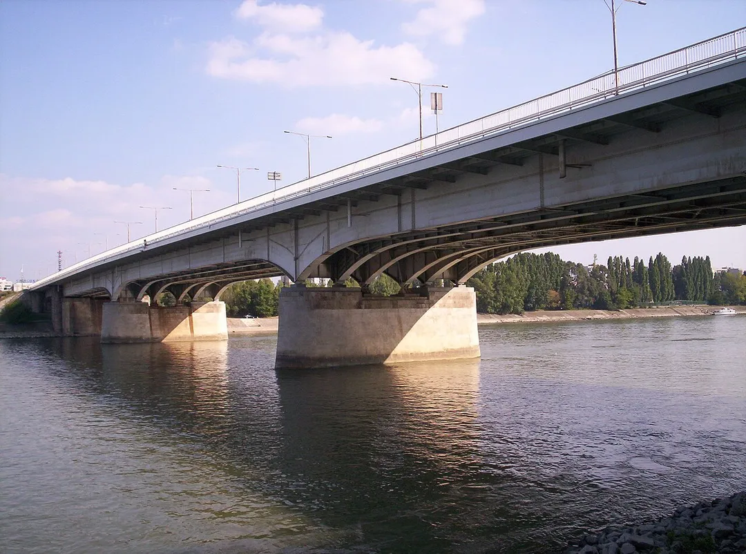 Árpád bridge, Budapest, Hungary