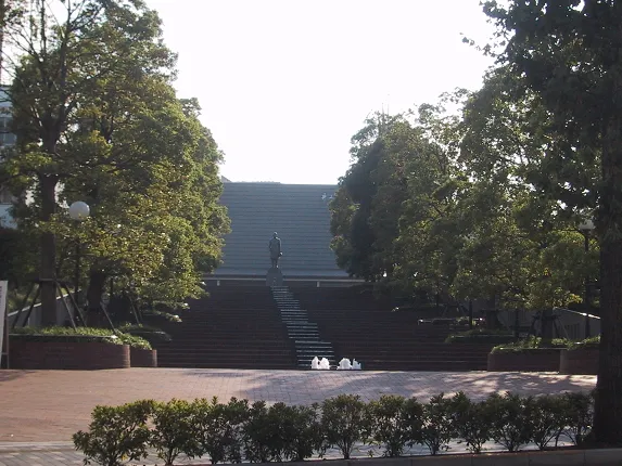 Hosuinomori at the Toyo University.