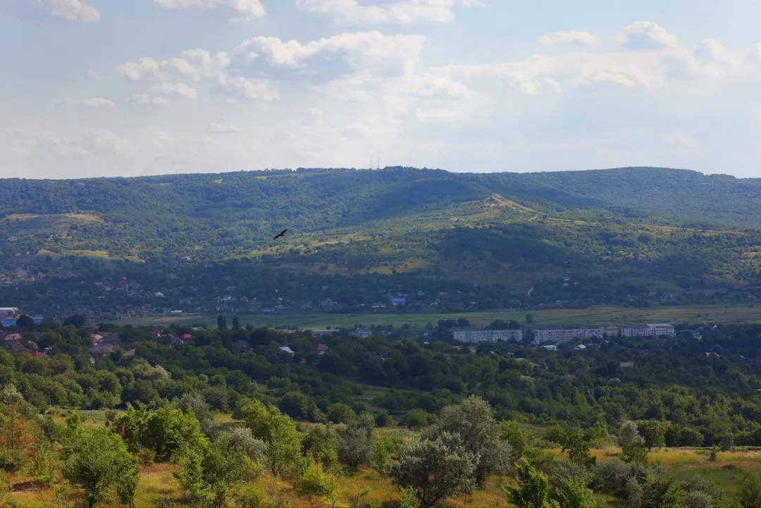 Город Калараш из Молдовы, пейзаж в облачный день