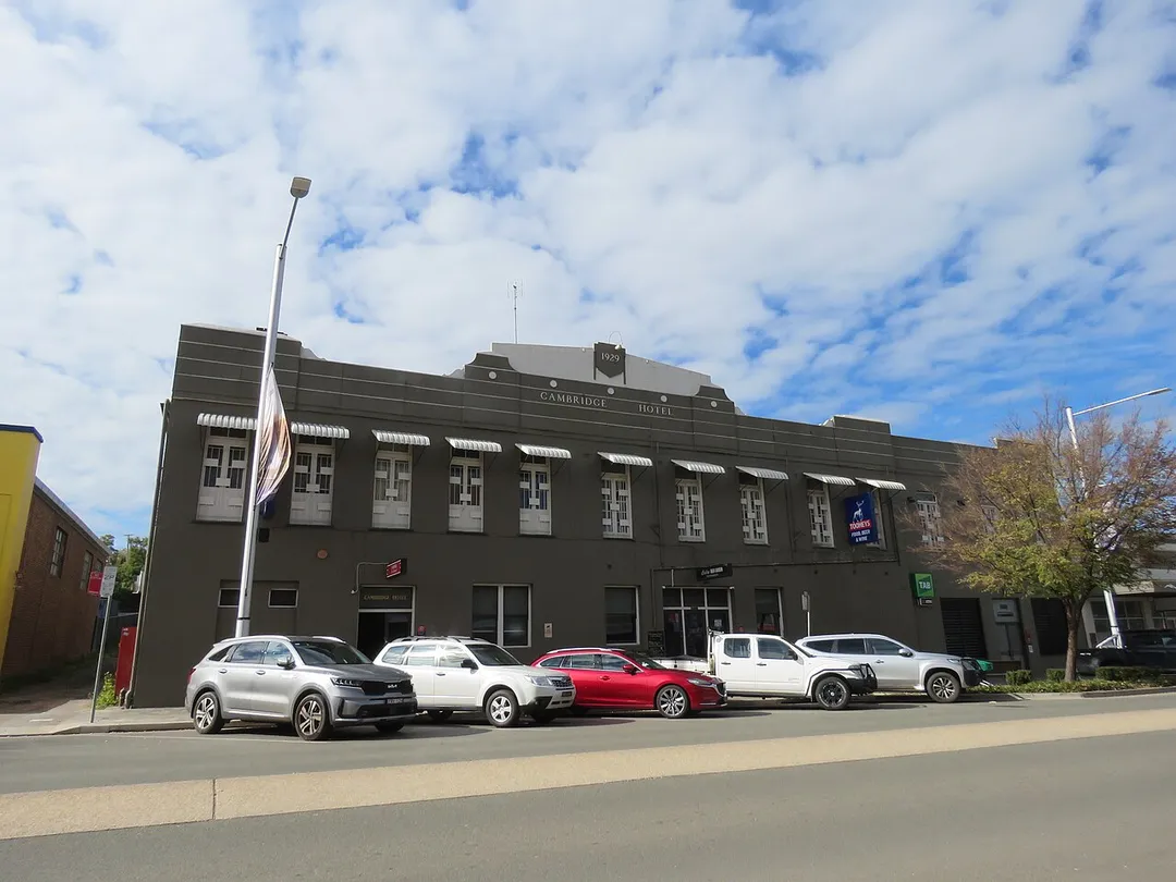The Cambridge Hotel, Parkes, New South Wales, Australia