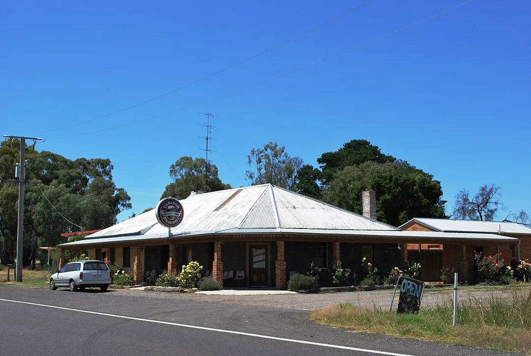 Black Duck Hotel at en:Campbelltown, Victoria