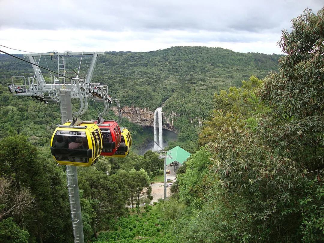 Caracol Water Carriers - Canela - Rio Grande do Sul - Brazil