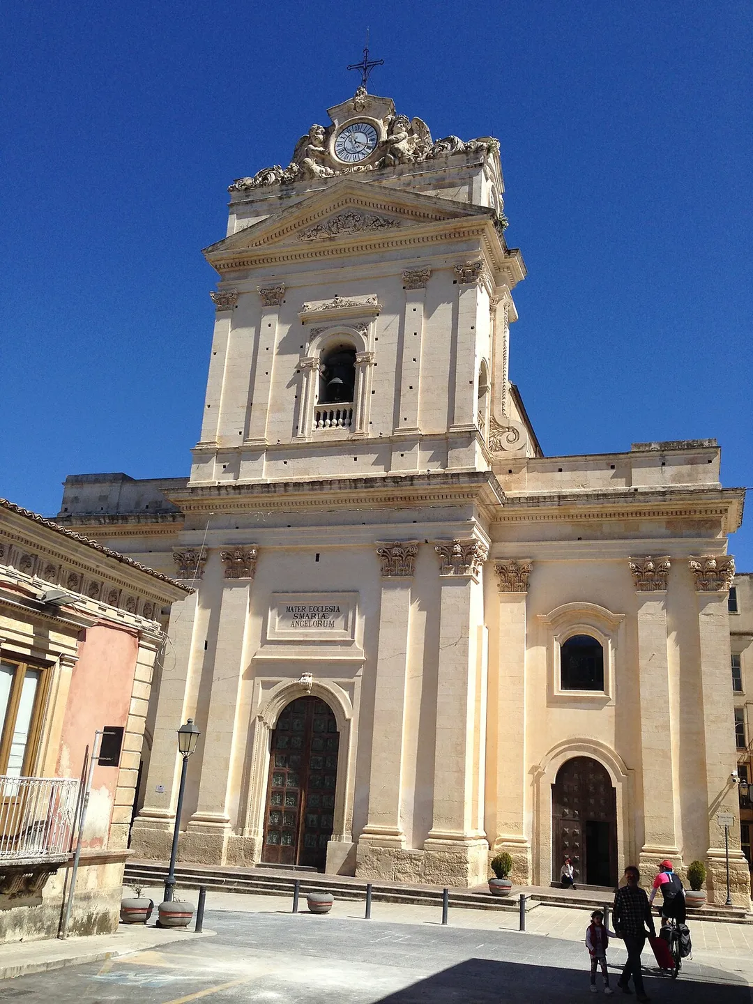 Facciata della chiesa madre