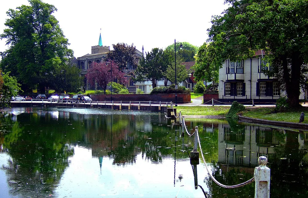 Carshalton 2007. View of All Saints Church, part of the Greyhound Hotel, and Upper Pond.

See also