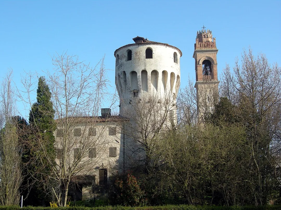 Casale sul Sile (provincia di Treviso): torre del castello medioevale, GFDL