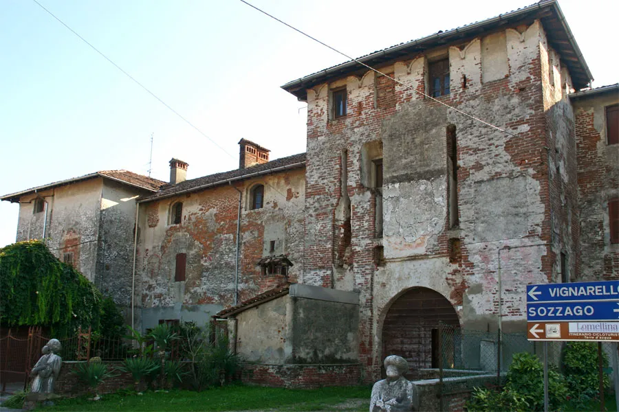 Castello di Villanova, frazione di Cassolnovo (PV)