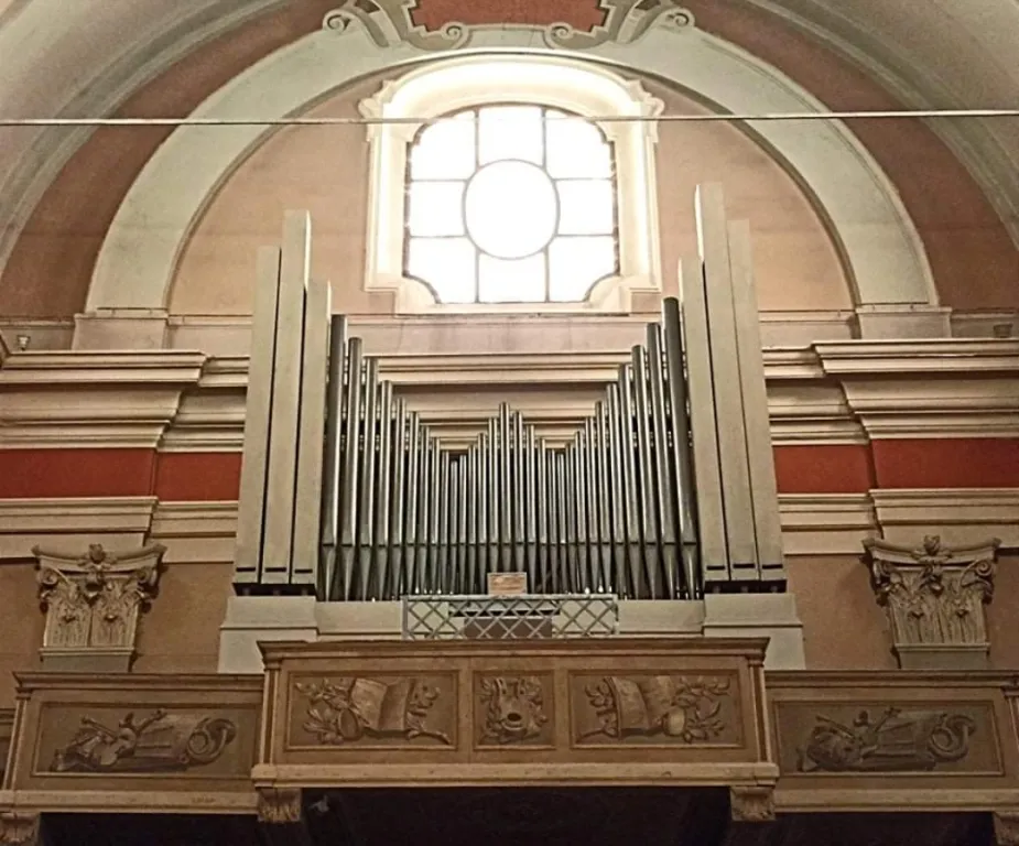 Cassolnovo -S.Bartolomeo-organo Mascioni-Biroldi