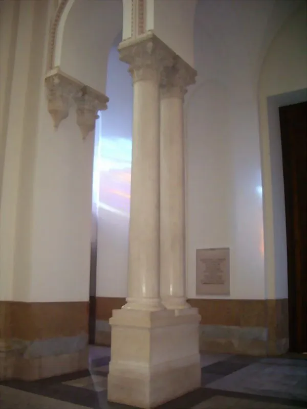 colonna del Duomo Tonti.
