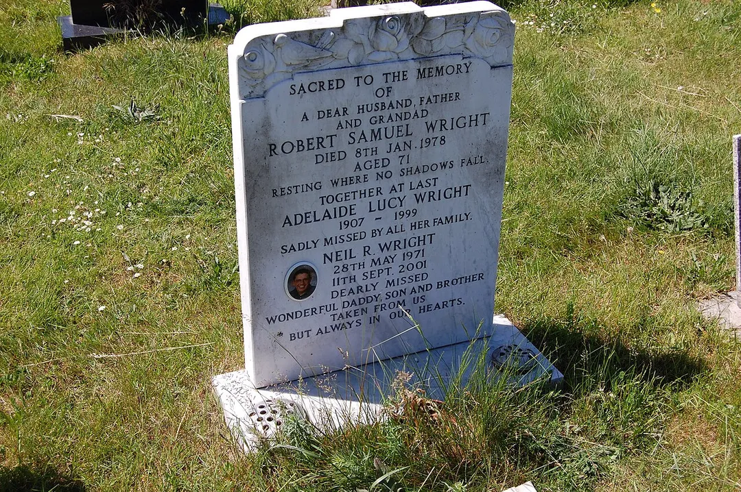 Gravestone of Neil Wright, 9/11 victim