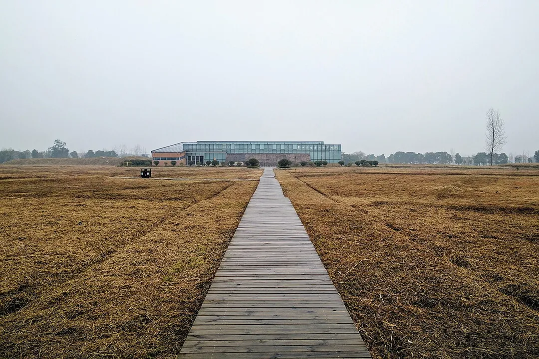the chengtoushan ruins(only field&amp;walls left)