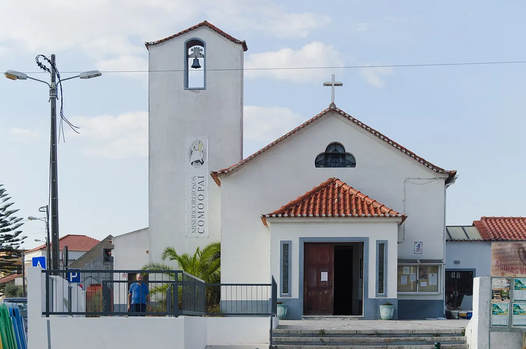 Igreja Paroquial da Charneca de Caparica