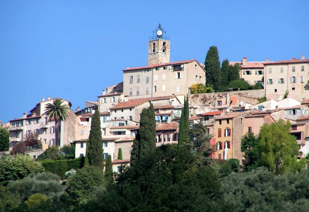 Châteauneuf-Grasse Village.