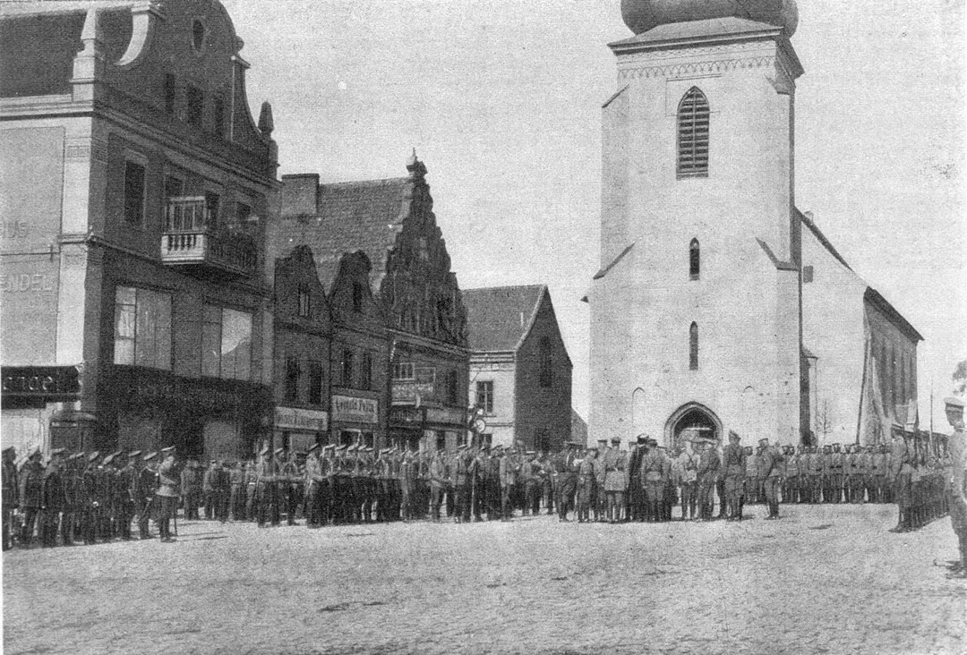 Russian Chevalier guards and Horse guards in Chernyakhovsk (before 1945 Insterburg, Eastern Prusia).