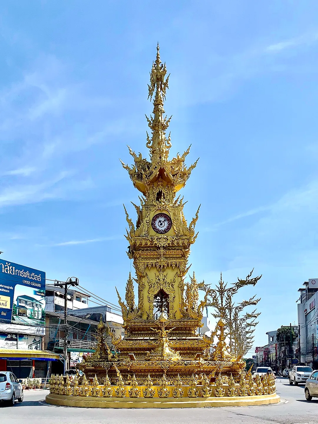 Chaloem Phra Kiat Chiang Rai Clock Tower / Buddha Shilpa Clock Tower (Phuttha Sin) / Chiang Rai Clock Tower