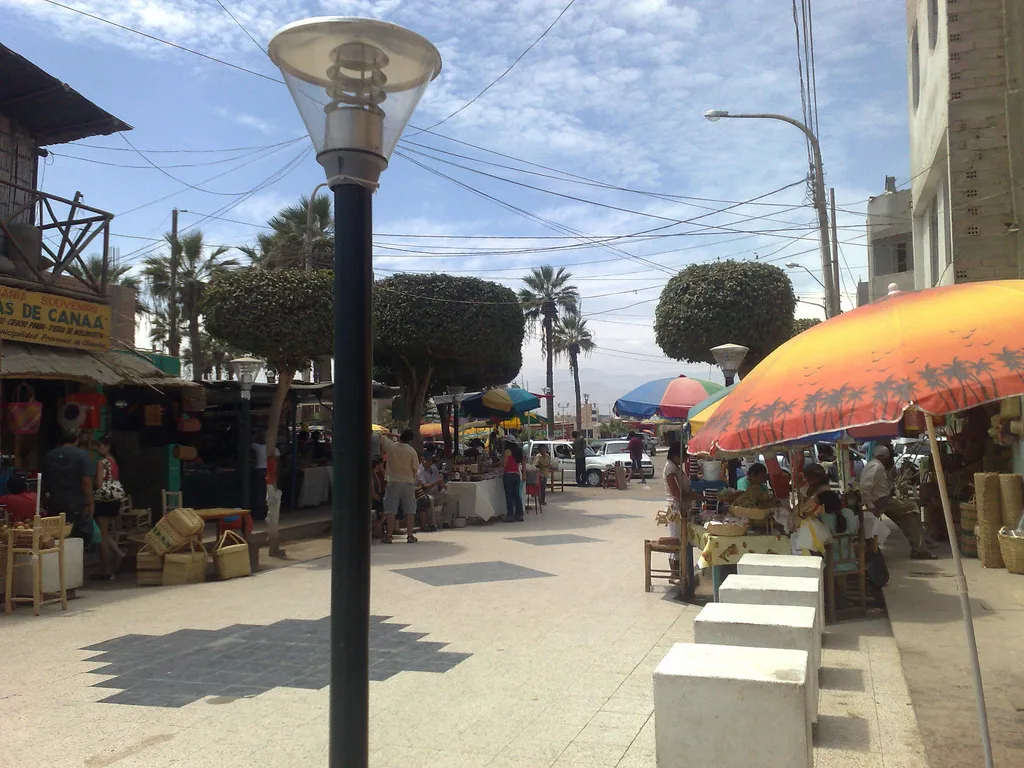 Boulevard in Chincha Alta, Peru