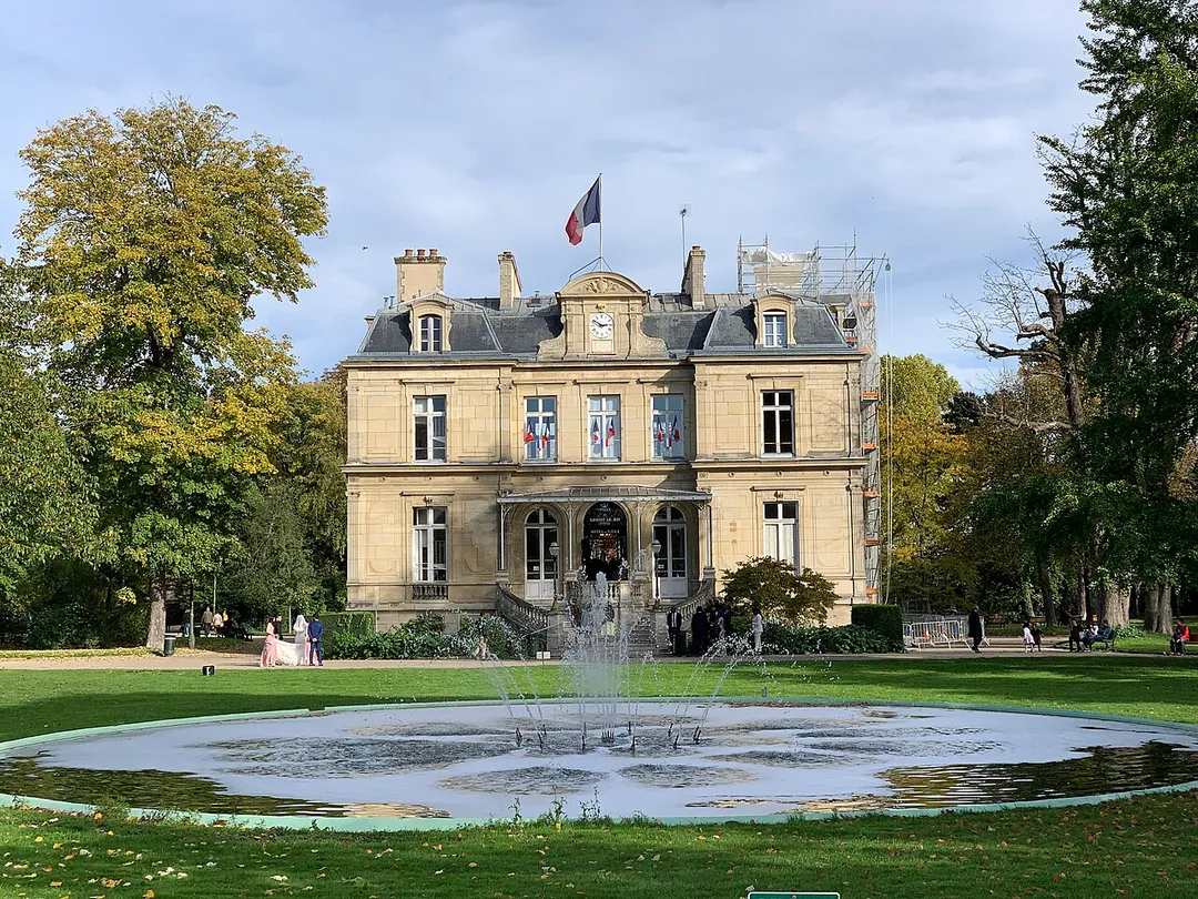 Ancienne mairie de Choisy-le-Roi.