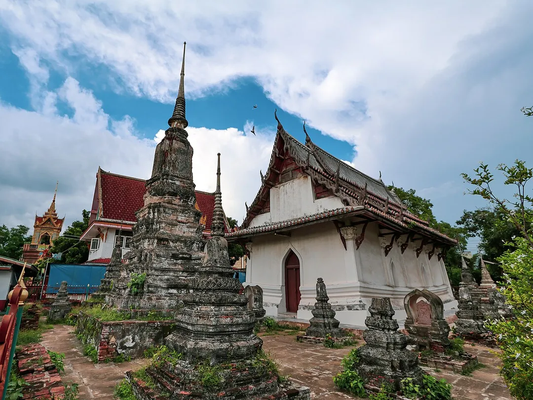 This is a photo of a monument in Thailand identified by the ID